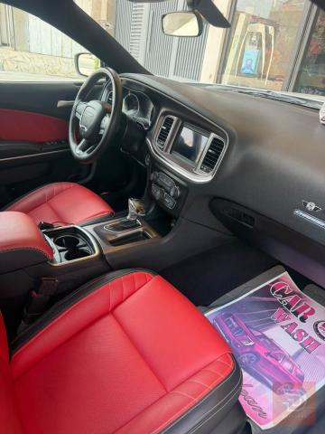دوج جارجر SXT 2019 نظيفة للبيع في المثنى