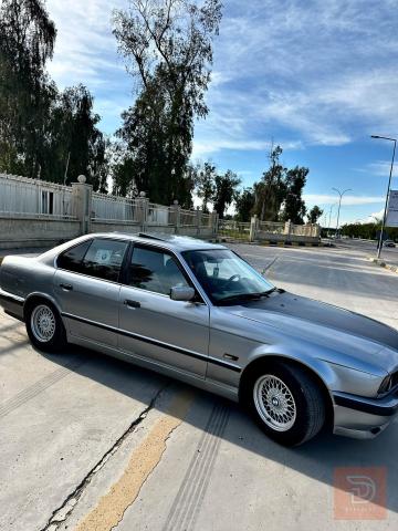 Bmw 525 1992 للبيع في نينوى