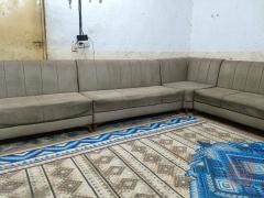 ديوان 9 مقاعد نظيف جداً مستعمل للبيع في بغداد