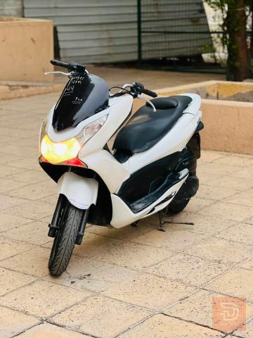 دراجة PCX الجيل الأول 150 للبيع في بغداد