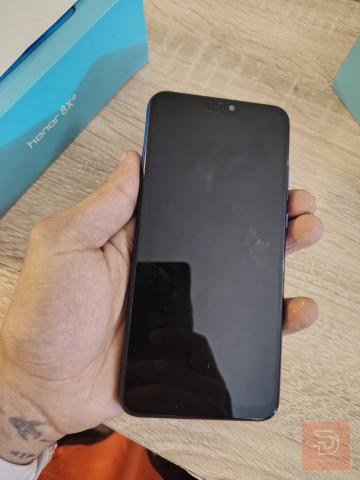هونر x8 ذاكرة 128 غيغا مستعمل للبيع في بغداد