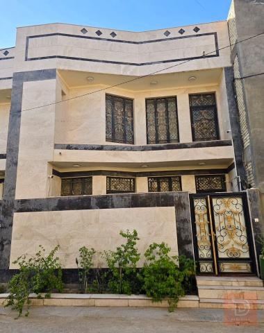 دار في مجمع الفرات السكني 108 م² للبيع في كربلاء المقدسة