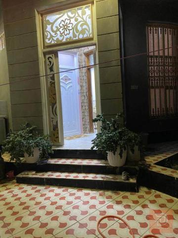 دار حي الجامعة 200م للايجار في بغداد