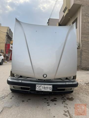 سيارة نظيفة مع تاير جديد مستعمل للبيع في بغداد