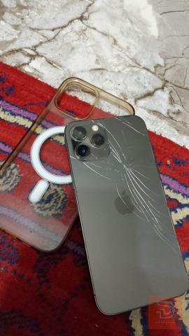 ايفون 12 برو ماكس نظيف مستعمل للبيع في كربلاء المقدسة