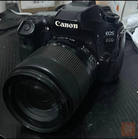 Canon EOS 80D مستعمل للبيع في البصرة