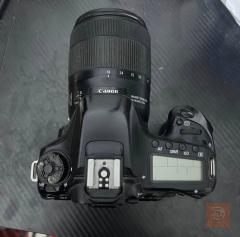 Canon EOS 80D مستعمل للبيع في البصرة