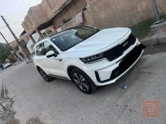 كيا سورنتو خليجية 7 راكب 2023 للبيع في بغداد