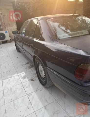 BMW 728i موديل 1996 للبيع في البصرة