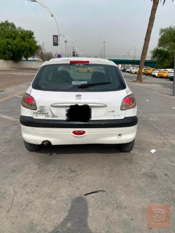 بيجو 206 نظيفة 2004 للبيع في بغداد