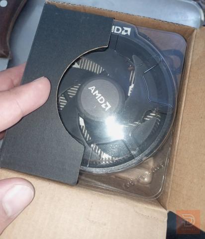 معالج r5 1600x ومبرد هوائي مستعمل للبيع في بغداد