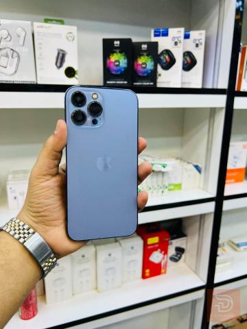 iPhone 13 pro max ذاكرة 512 لون بحري للبيع في بغداد