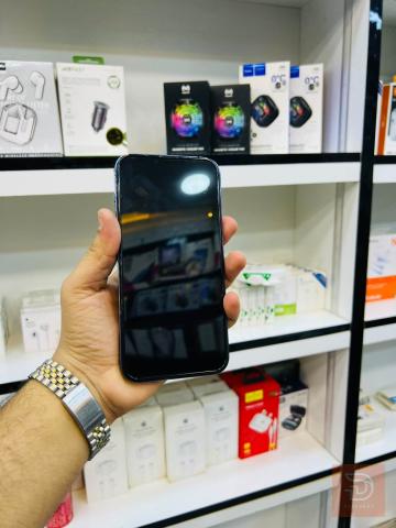 iPhone 13 pro max ذاكرة 512 لون بحري للبيع في بغداد