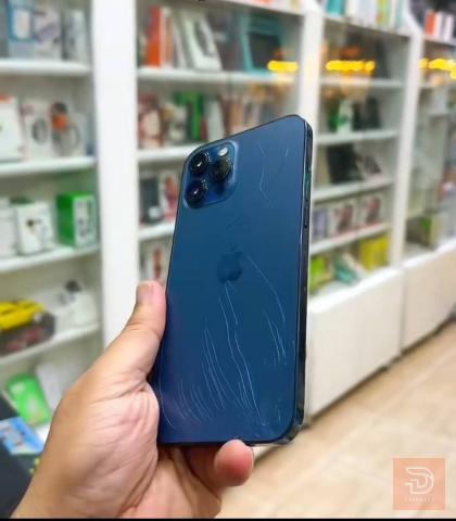 ايفون 12 برو ماكس 256 غيغا مستعمل للبيع في نينوى
