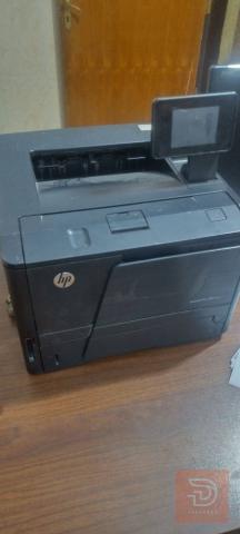 طابعة HP LaserJet Pro 400 M401dn مستعمل للبيع في بغداد