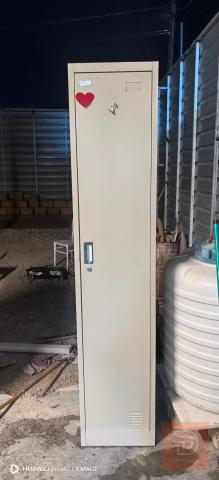 لوكر حديد باب واحد مع رفوف للبيع في بغداد
