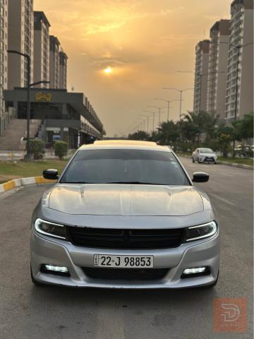 دوج جارجر SXT بلاك توب موديل 2022 للبيع في بغداد