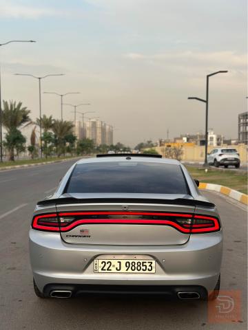 دوج جارجر SXT بلاك توب موديل 2022 للبيع في بغداد