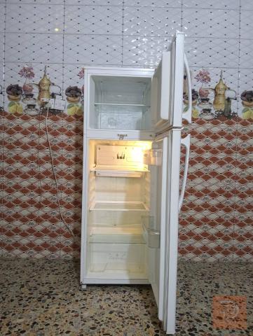 ثلاجة حجم 10 قدم مستعمل للبيع في بغداد