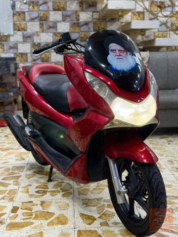 دراجة PCX ياباني أصلية جديد للبيع في بغداد