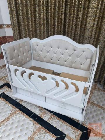 كاروك اطفال هزاز نظيف مستعمل للبيع في ذي قار