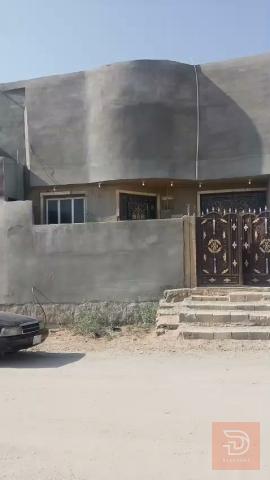 مشتمل طابقين ركن شارع 15 للبيع في عموم العراق