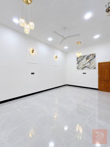 دار سكن بناء حديث مساحة 200م للبيع في البصرة
