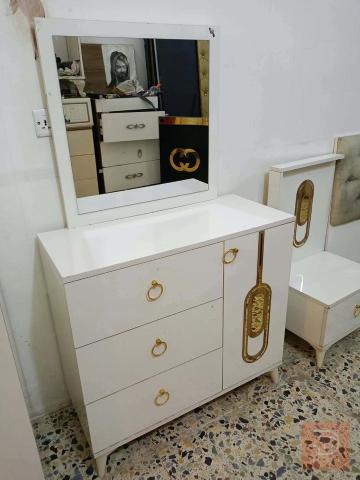 غرفة نوم تركي 5 قطع مستعمل للبيع في بغداد