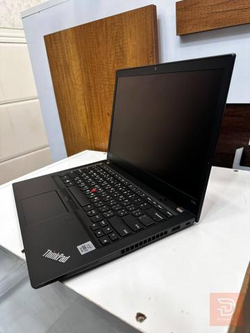 Lenovo ThinkPad T14s معالج i7 جيل عاشر للبيع في نينوى