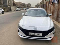 هيونداي إلنترا 2023 لون أبيض للبيع في بغداد