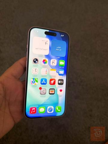 آيفون 15 وردي 128 غيغا مستعمل للبيع في بغداد