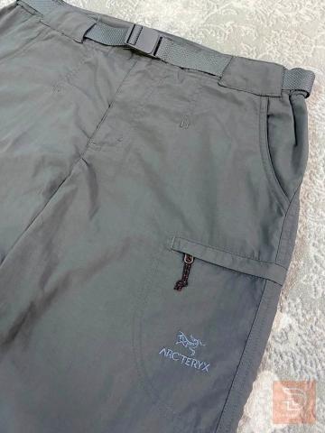 بنطال تسلق جبال Arc'teryx قياس XL رصاصي غامق للبيع في عموم العراق