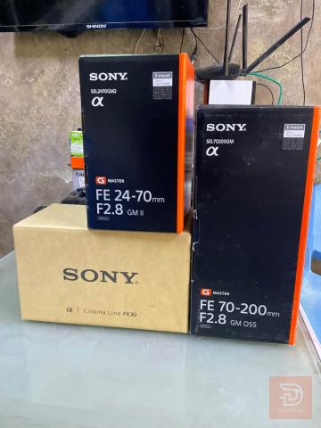 كاميرا سوني FX30 مع ملحقاتها جديد للبيع في بابل