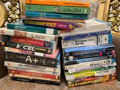 مجموعة كتب 50 كتاب للبيع في عموم العراق