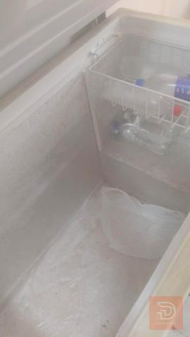 مجمده ارجلك حجم كبير نظيفه مستعمل للبيع في صلاح الدين