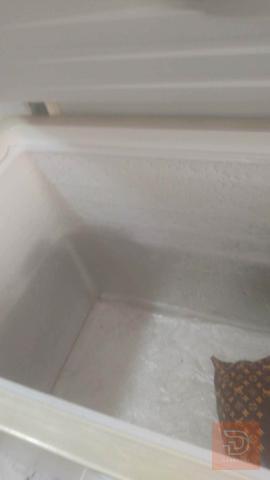 مجمده ارجلك حجم كبير نظيفه مستعمل للبيع في صلاح الدين