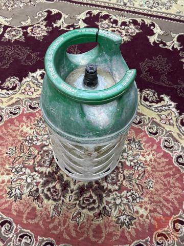 قنينة غاز بلاستيك نظيفة مستعمل للبيع في كربلاء المقدسة