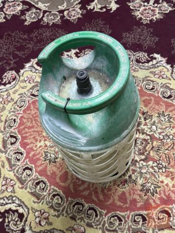 قنينة غاز بلاستيك نظيفة مستعمل للبيع في كربلاء المقدسة