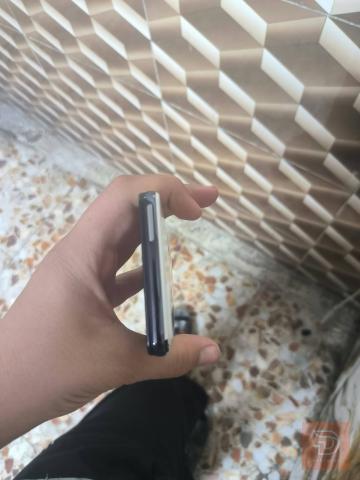 سامسونج A52s ذاكرة 256 جيغا مستعمل للبيع في بغداد