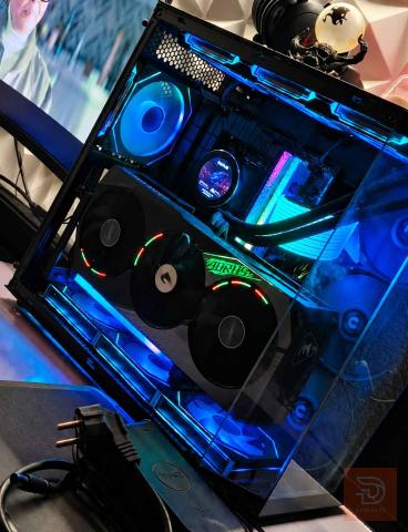 تجميعة PC قوية مع كارت RTX 4070 Ti للبيع في بغداد