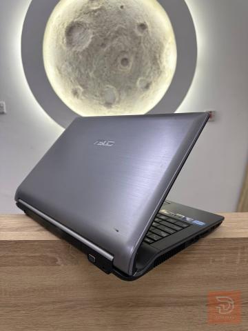 لابتوب Dell Latitude 3350 فضي وأسود للبيع في نينوى