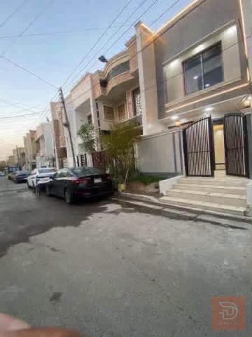 دار في حي الجهاد واجهة 5 في 20 للبيع في بغداد