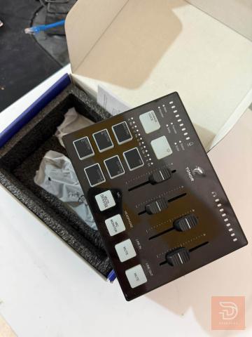TONOR TX310 Audio Mixer مستعمل للبيع في البصرة