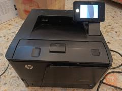طابعة HP ليزرية أبيض وأسود مستعمل للبيع في بغداد