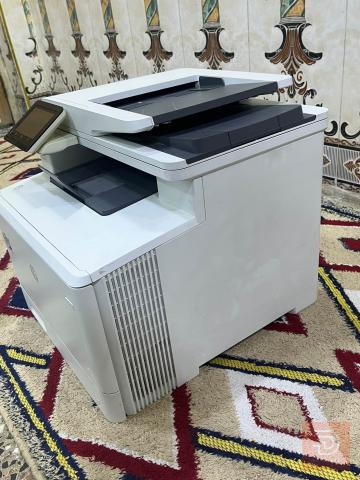 HP Color LaserJet Pro MFP M477fdw مستعمل للبيع في بغداد