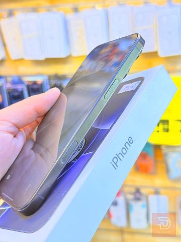 ابل ايفون 16 برو ماكس 256 جيجابايت مستعمل للبيع في بغداد