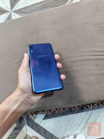 سامسونج M20 5G مستعمل للبيع في بغداد