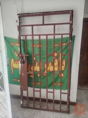 باب حديد مستعمل للبيع في واسط