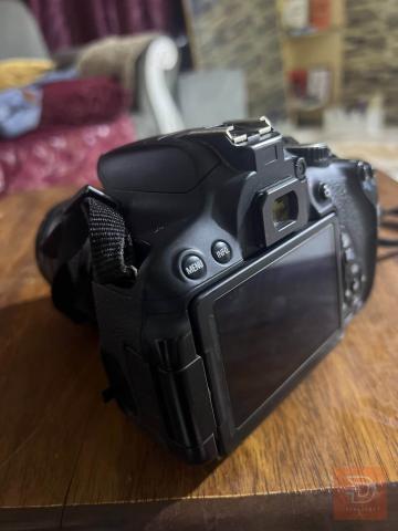 كاميرا كانون EOS 650D مع عدسة 18-55mm مستعمل للبيع في واسط