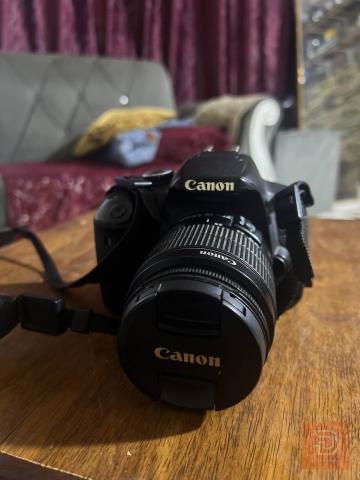 كاميرا كانون EOS 650D مع عدسة 18-55mm مستعمل للبيع في واسط